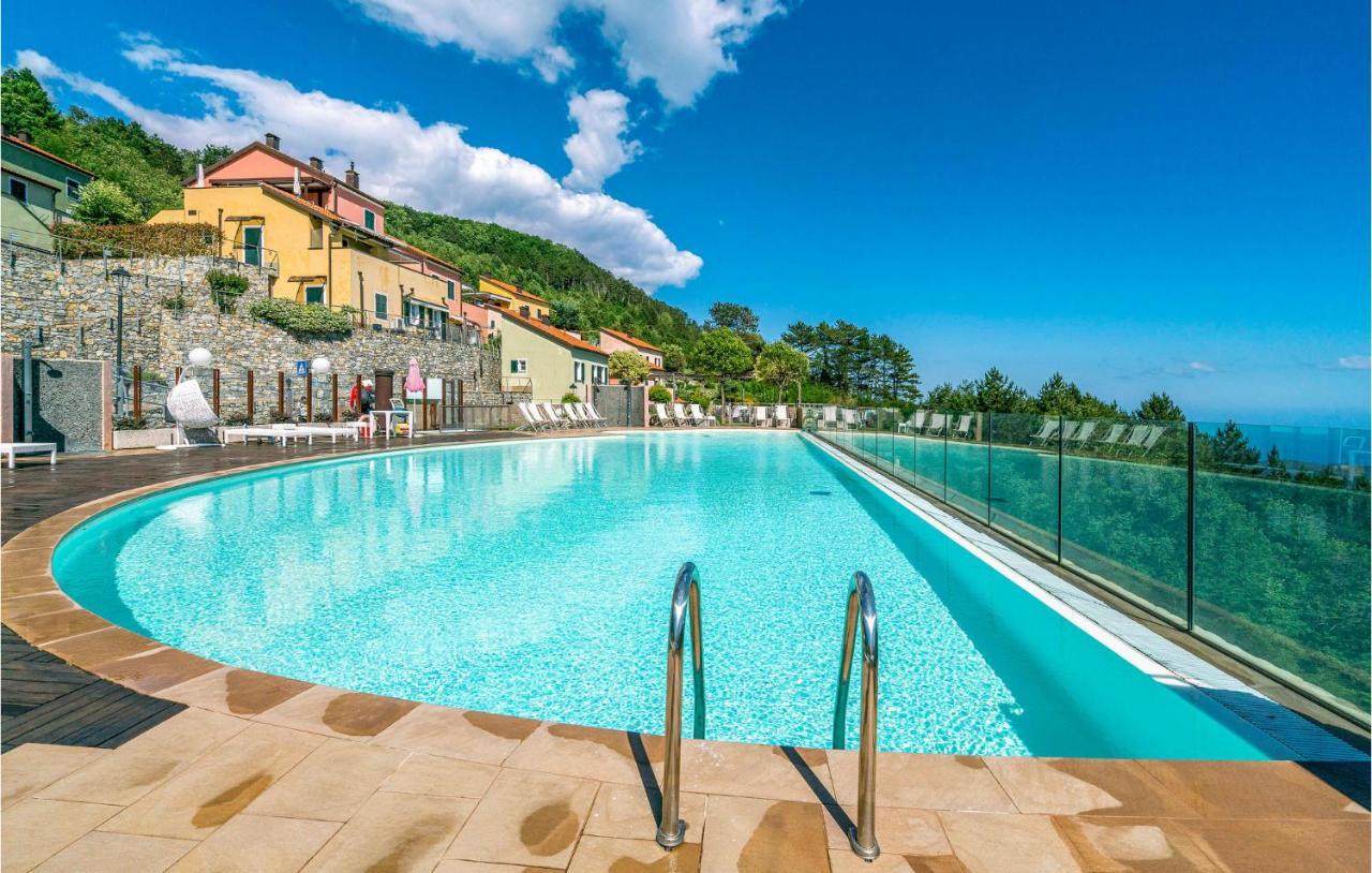 Gorgeous Home In Magliolo-Finale Ligure エクステリア 写真